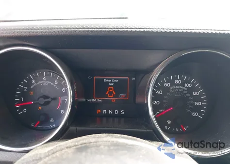 2016 Ford Mustang V6 z USA, uszkodzony, nr VIN 1FA6P8AM4G5207757